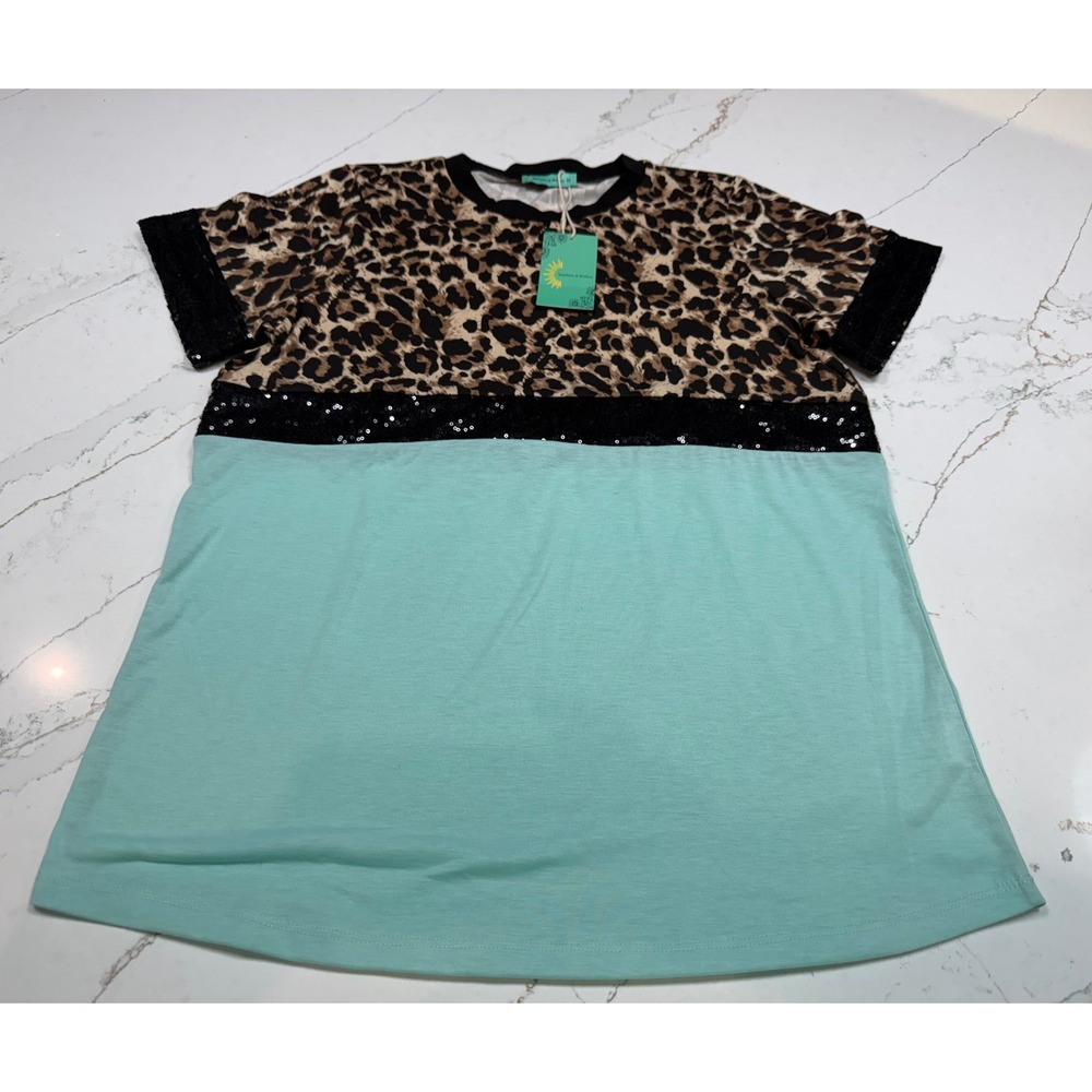 Sunshine & Rodeos Womens Leopard Sequin Mint Colorblock T-Shirt Size M NWT